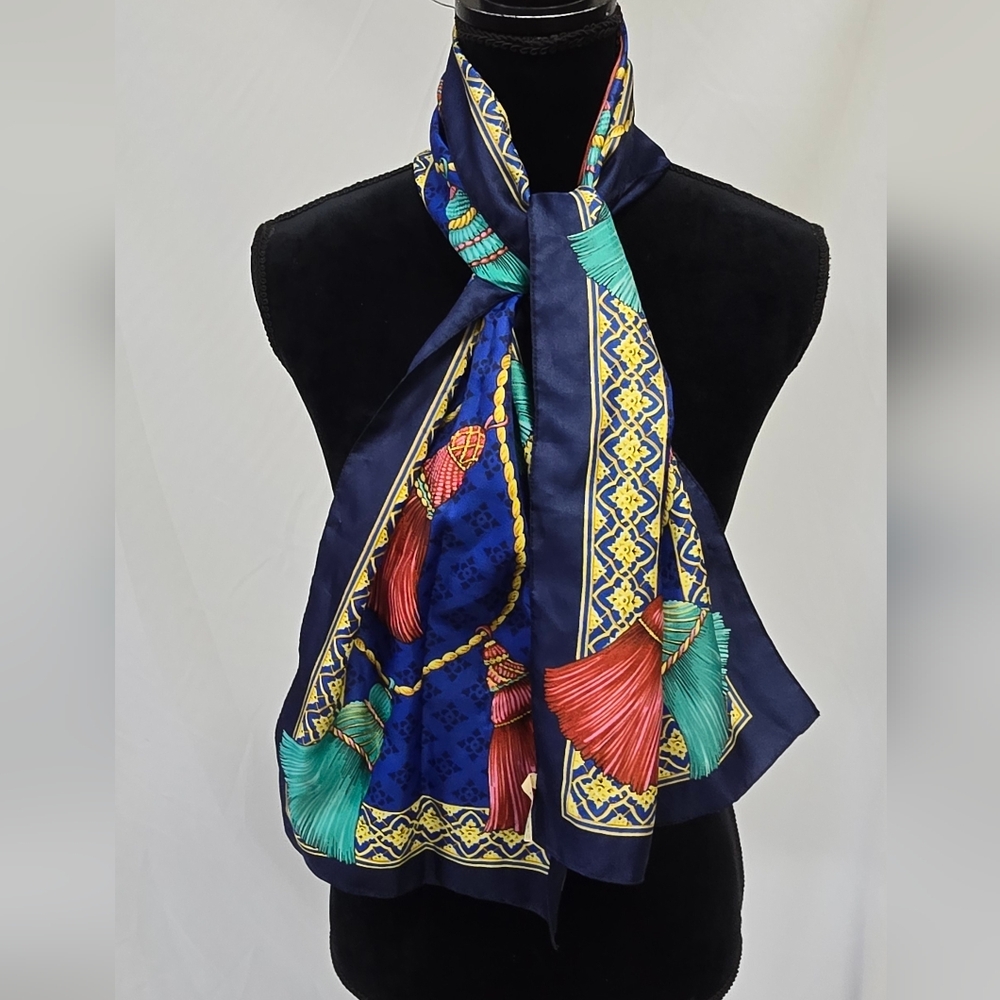 Vtg. Avon women scarf multi color tassel design Italy preppy old money career.